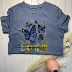 Women’s Blue Aeropostale Shirt NWT in Medium